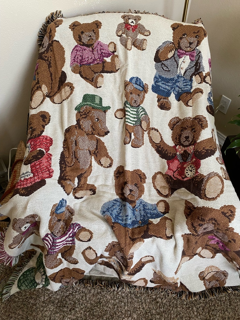 VTG 1990s Teddy Bear Tapestry Throw Blanket w Fringe